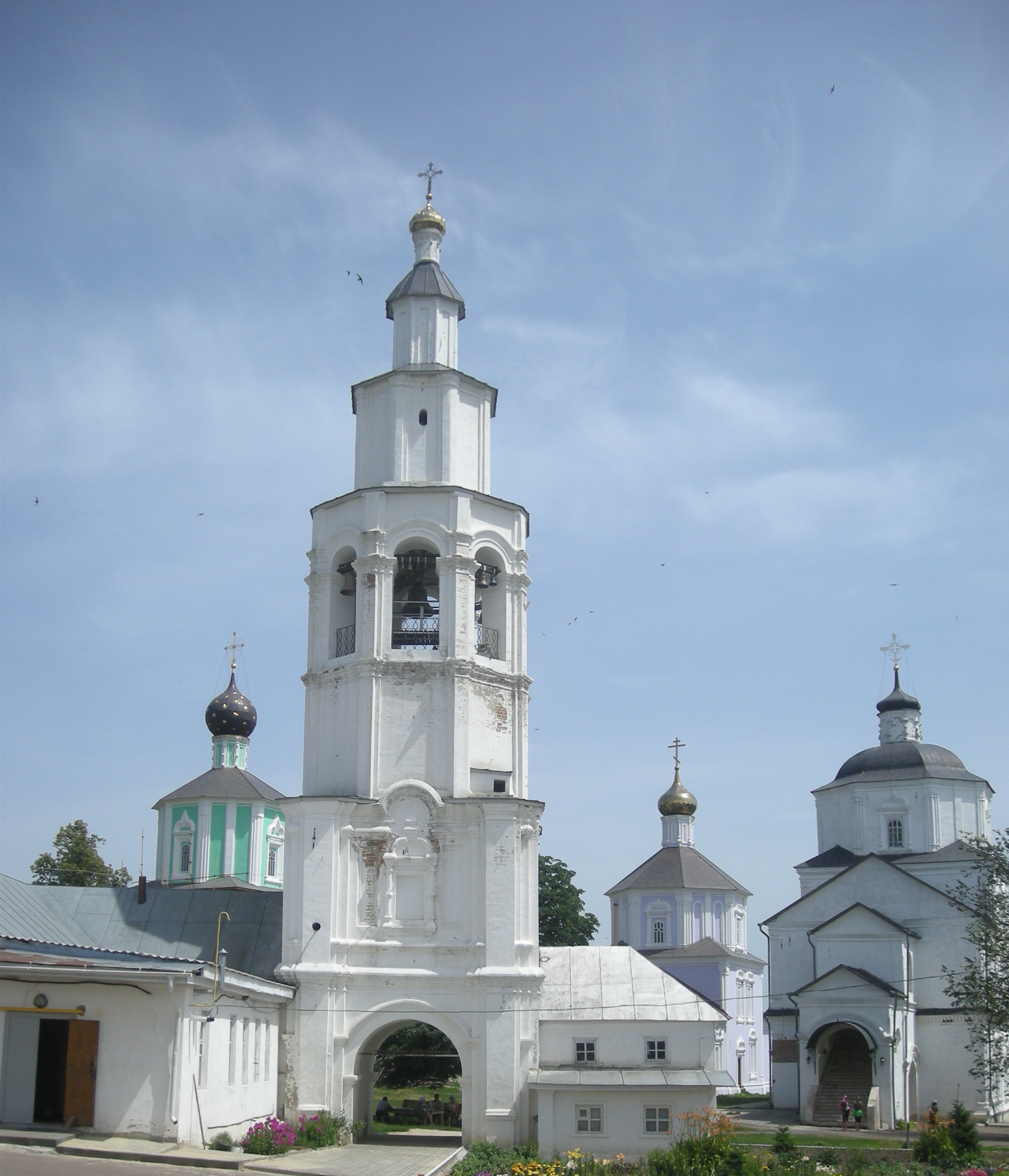 Рыльский свято николаевский мужской монастырь фото